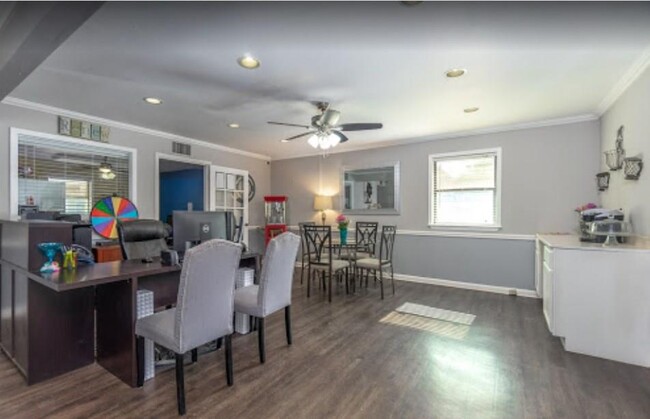Foto del edificio - 2800 Northaven Rd