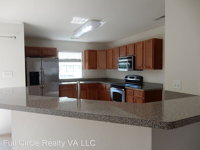 Building Photo - 4 br, 2 bath House - 15554 Parkgate Drive