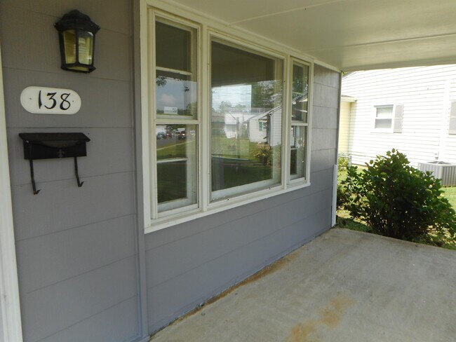 Building Photo - 138 Bay Blvd