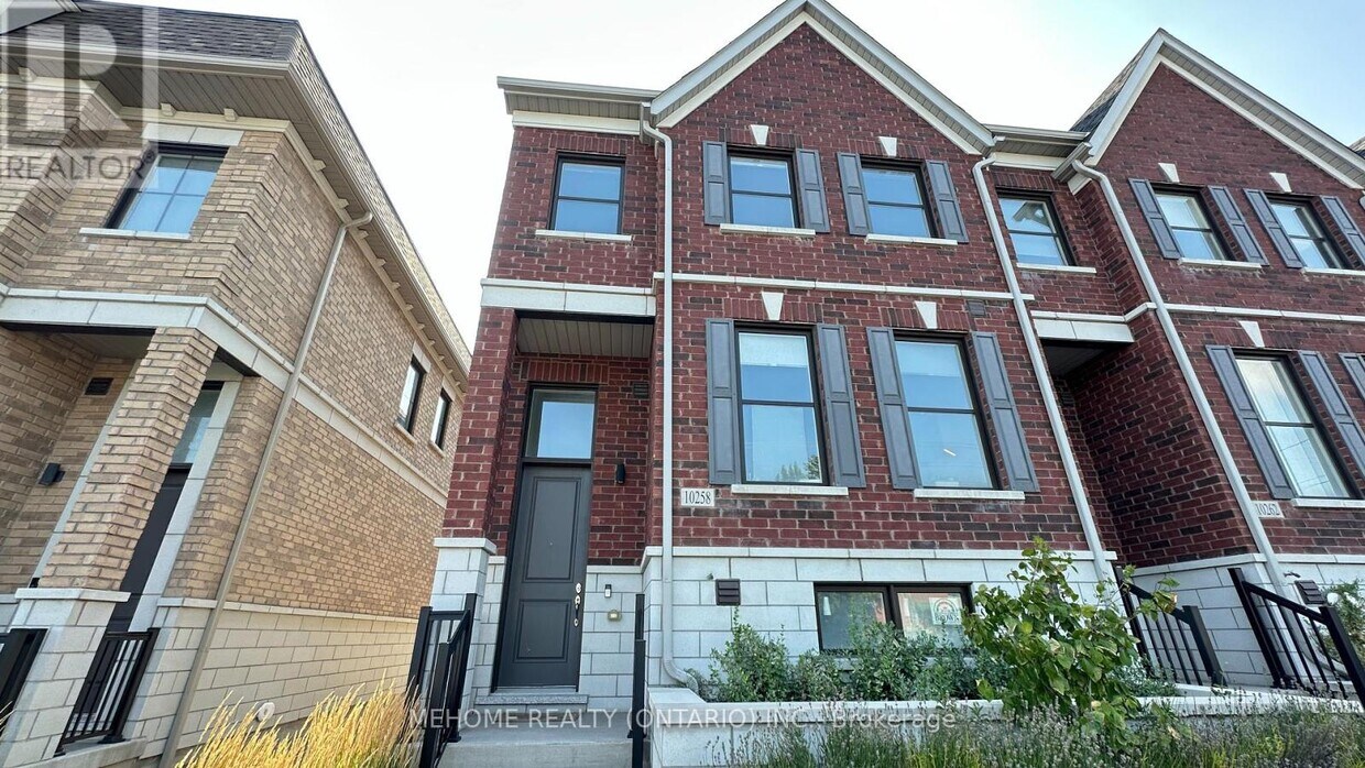 Primary Photo - 10258 Keele St