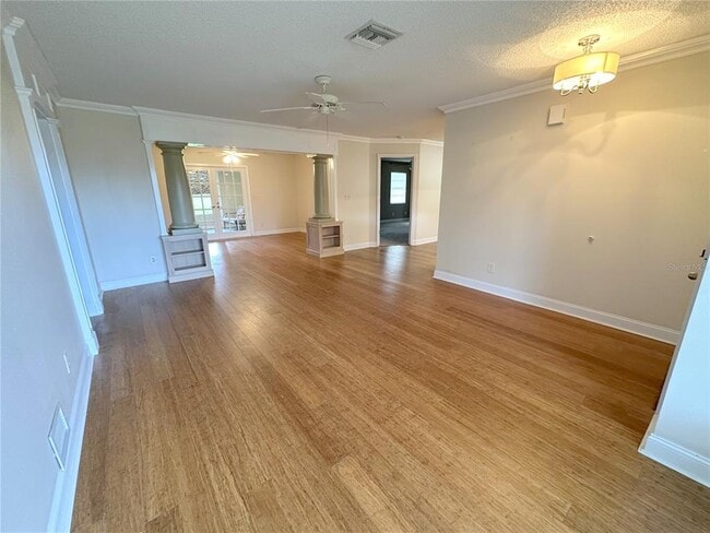 Foto del edificio - 229 Mark Twain Ln