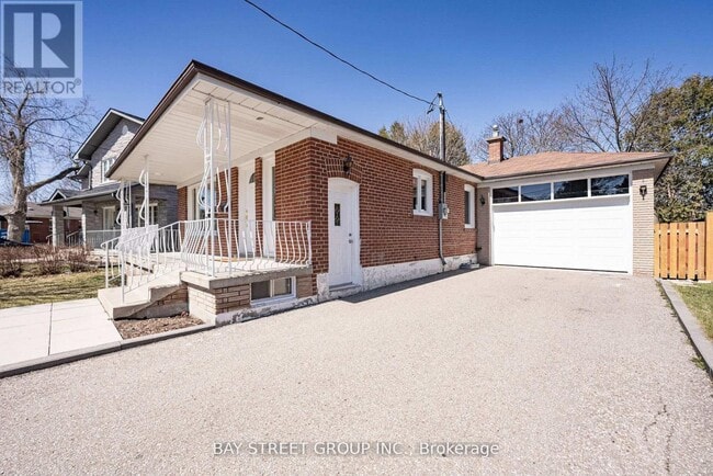 Building Photo - 51 Rockport Crescent
