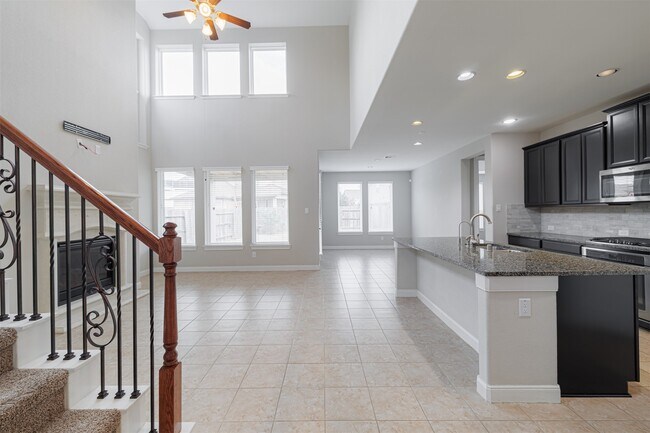 Foto del edificio - 20318 Peralta Cliff Trail