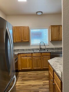 Foto del edificio - 7104 Ash Creek Heights