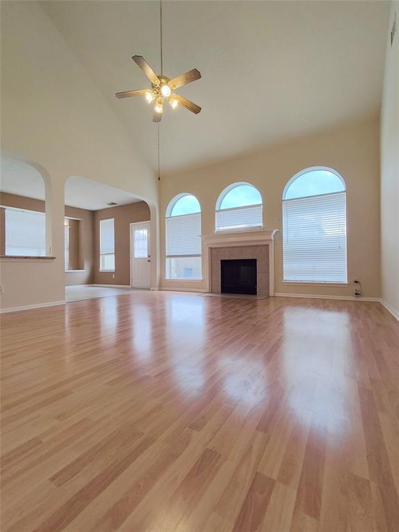 Foto del edificio - 2715 Sunnycreek Ln