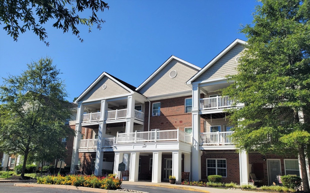 Foto principal - Cornwells Heights Senior Apartments