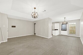 Building Photo - 14020 Schroeder Rd