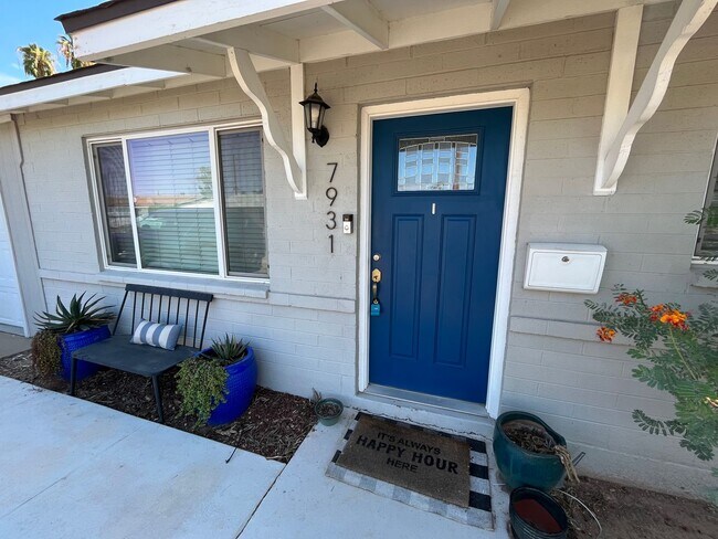 Foto del edificio - Beautiful Three Bedroom Scottsdale House w...