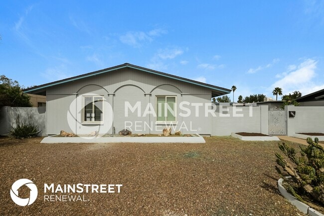 Building Photo - 3108 W McLellan Blvd