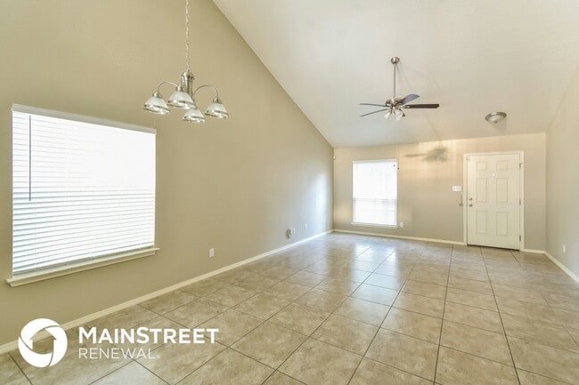 Building Photo - 8903 Scarlett Pl