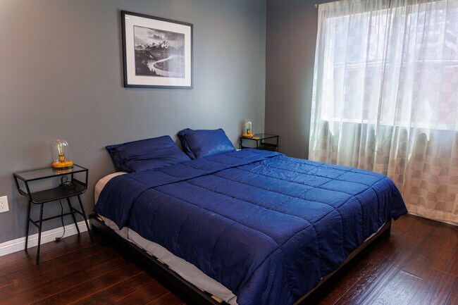 Foto del edificio - 3856 Valleybrink Rd