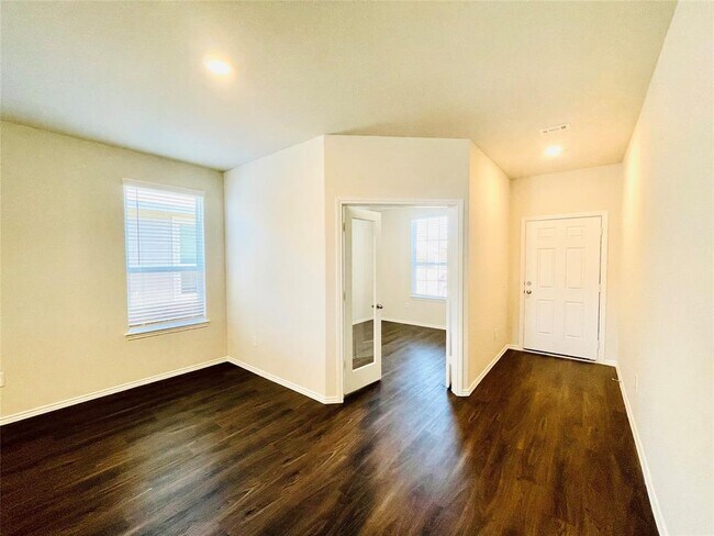 Building Photo - 25415 Farmstead Prairie Pl