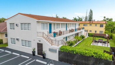 Building Photo - 620 NE 2nd Ct