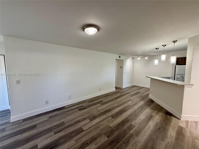 Foto del edificio - 12840 Vista Isles Dr