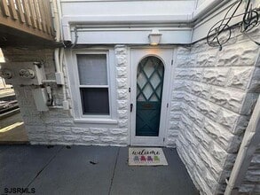 Building Photo - 125 N Newark Ave