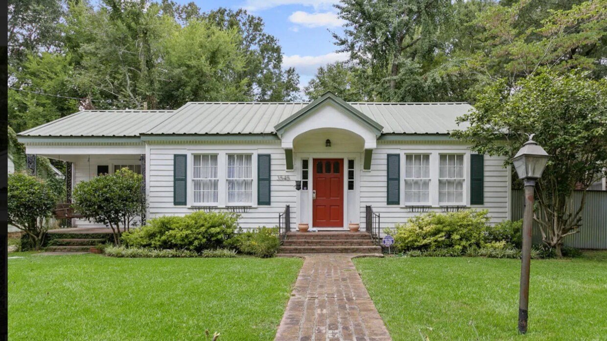 Primary Photo - 3545 Northview Dr