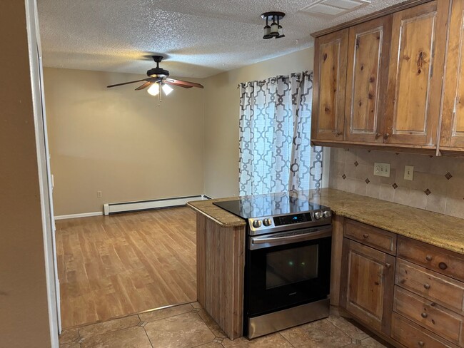 Foto del edificio - Move in ready unit for rent on Willow Bend!