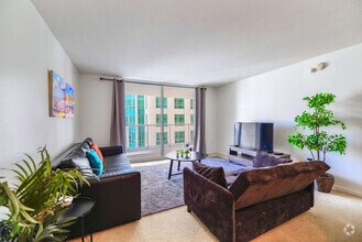 Building Photo - 1200 Brickell Bay Dr