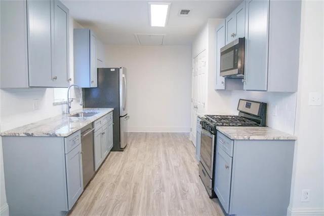 Foto del edificio - 1026 Rockwood St