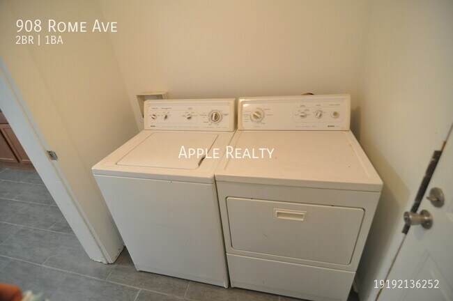 Building Photo - 908 Rome Ave - Available Now!