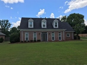 Building Photo - 9418 Huntingdon Ct