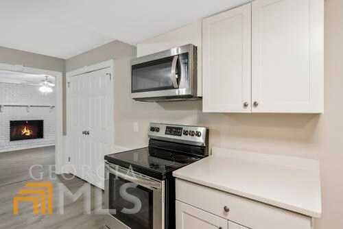 Building Photo - 440 Tallwood Dr
