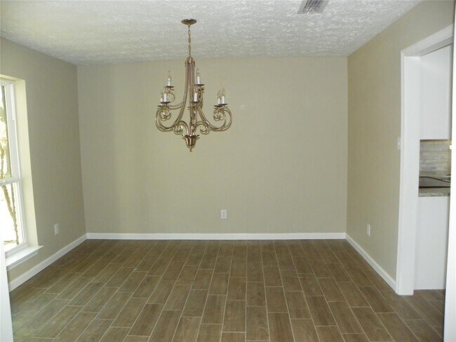 Foto del edificio - 18027 Bambriar Dr