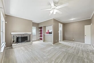 Building Photo - 726 Bering Dr