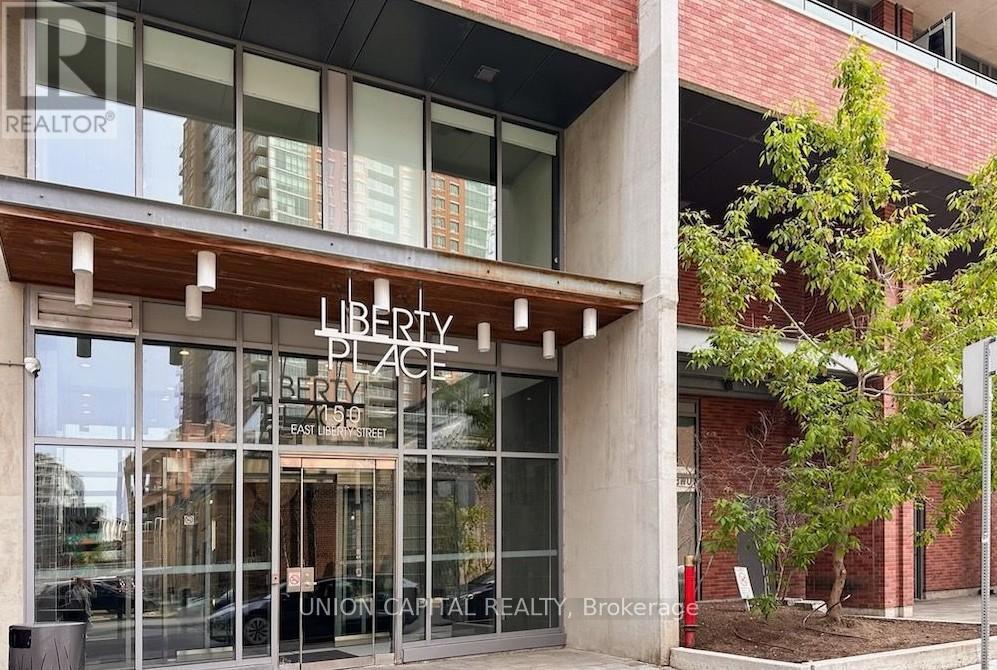 Primary Photo - 150 E Liberty St