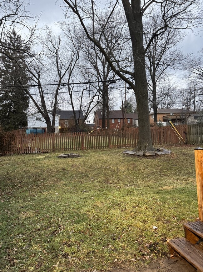 Building Photo - 500 Sunset Blvd