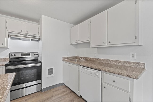 Interior Photo - Rosewood Apartments