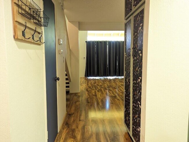 Foto del edificio - 48255 Monroe St