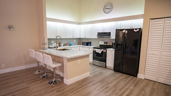 Foto del edificio - 8844 Marge Ct