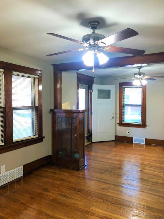 Building Photo - 2518 S 46th Avenue