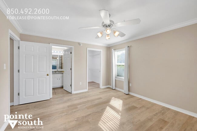 Building Photo - 2200 W 2nd St