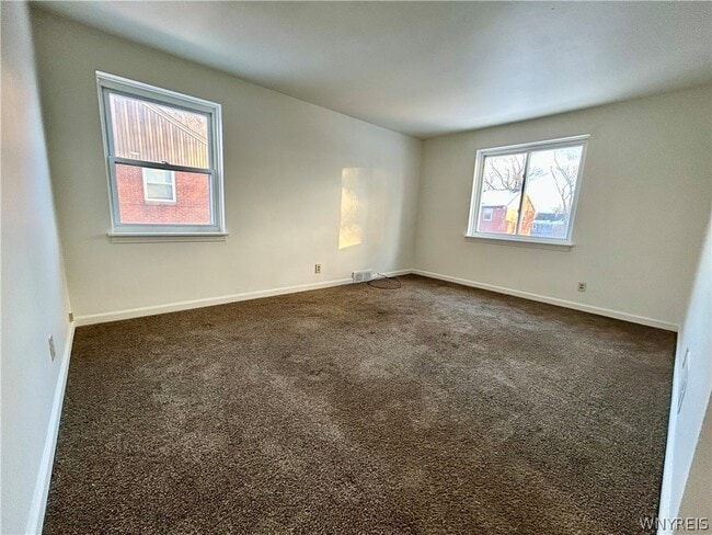 Building Photo - 12 Latona Ct