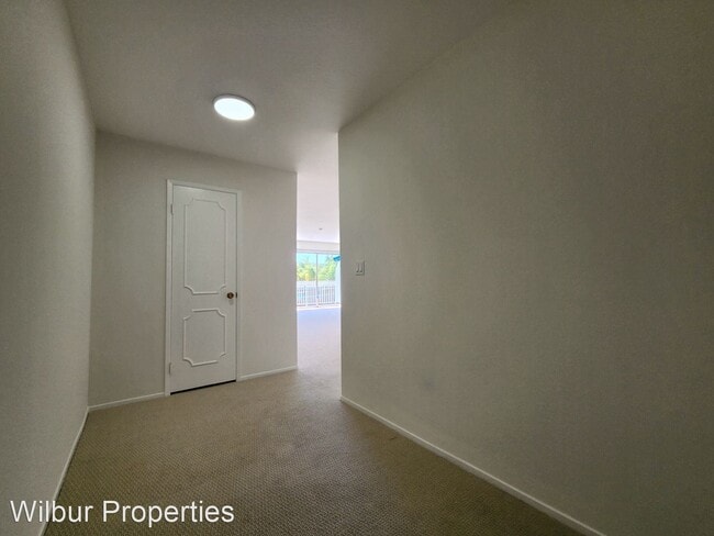 Building Photo - 2 br, 2 bath House - 1945 Mt Vernon Court,...