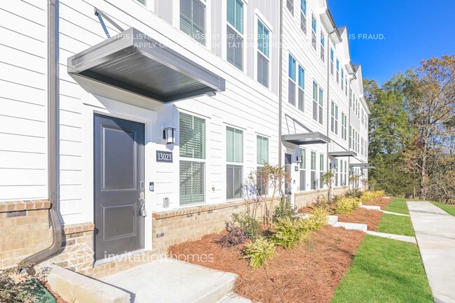 Foto del edificio - 13023 Western Ln