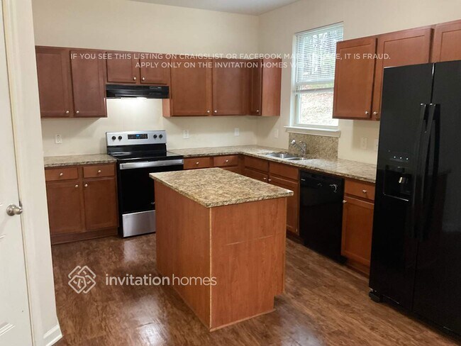 Building Photo - 3020 Stonebrook Cove