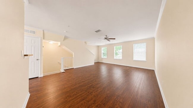 Building Photo - 3 Bedroom Townhome for Rent in Celebration, FL