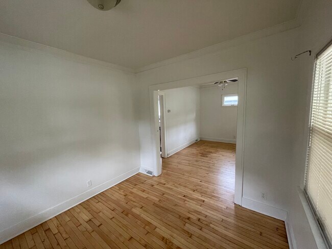 Foto del edificio - 6226 W Girard Ave