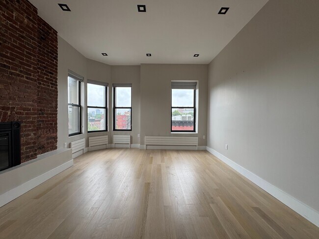 Foto del edificio - 369 Seventh Avenue