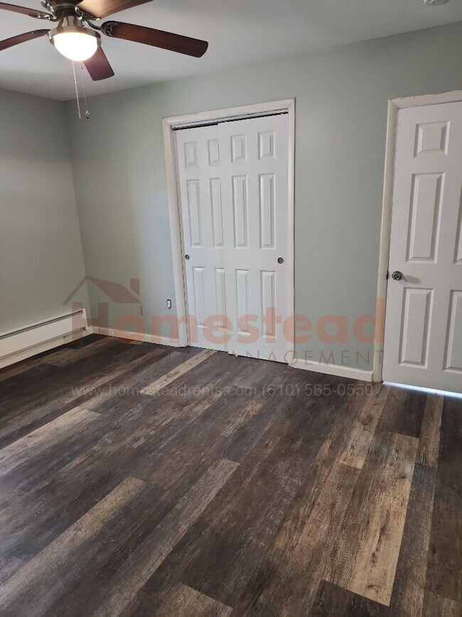 Foto del edificio - 3528 W 9th St