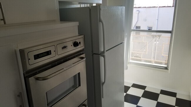 Upper unit Kitchen - 1942 Rodney Dr