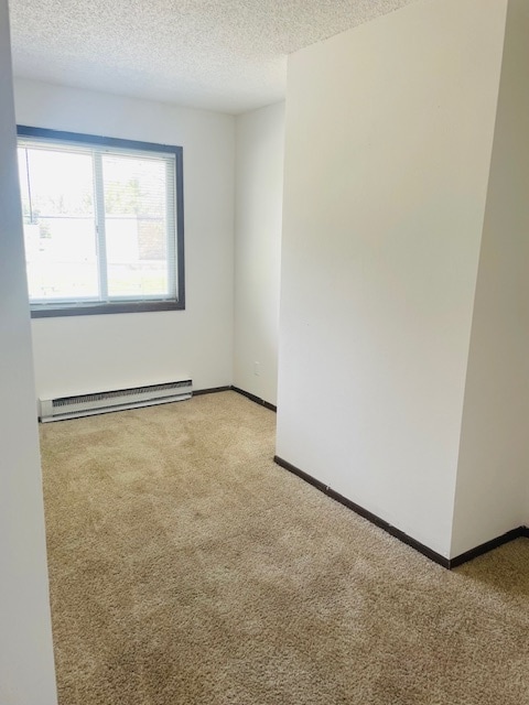 1 Bdrm with Den & Fireplace - Mardelle Apartments