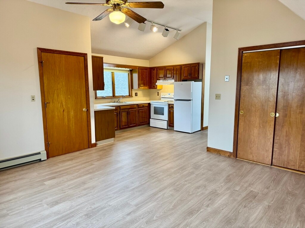 Foto principal - 51 Peirce Ave