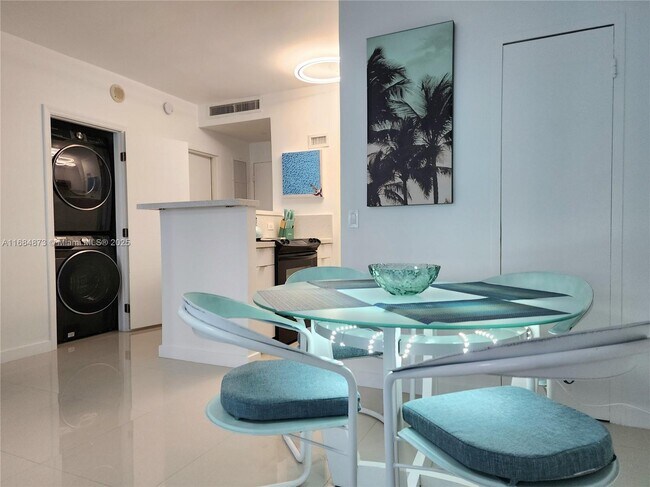 Foto del edificio - 3505 S Ocean Dr