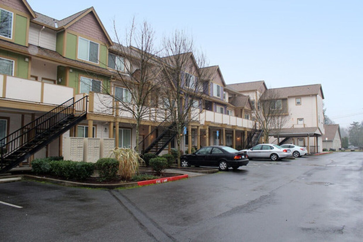 Foto principal - 123 NE 172nd Ave