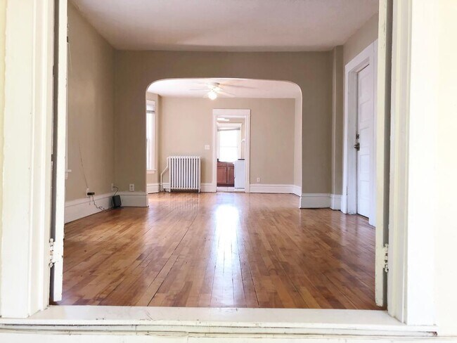 Foto del edificio - 3634 Harriet Ave