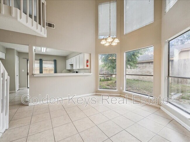 Building Photo - 10743 Staghill Dr